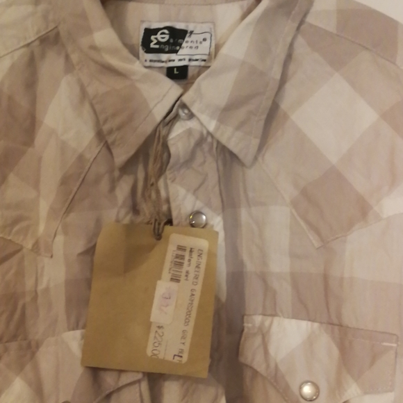 New shirt - Picture 2 of 2